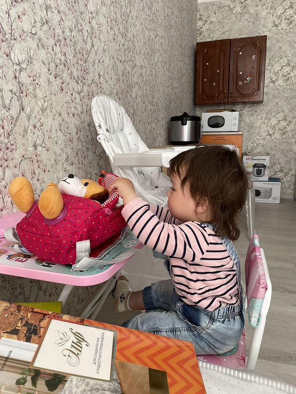 "Это точно наша комната?" Мама с дочкой вернулись в отремонтированное жилье