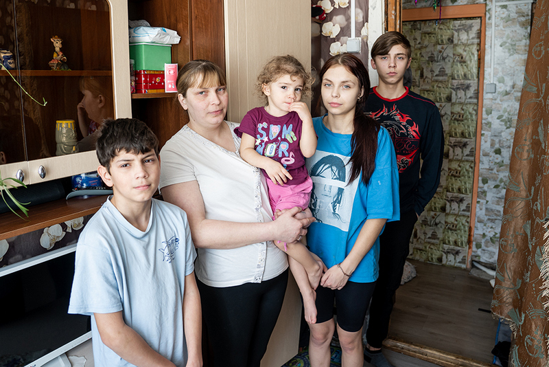 Семеро детей остались дома! Потому что здесь безопасно