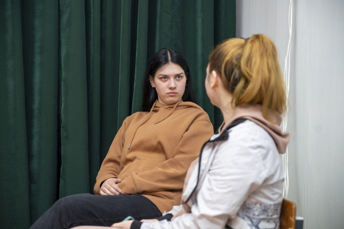 Калязинская молодежь сыграла на сцене психодраму