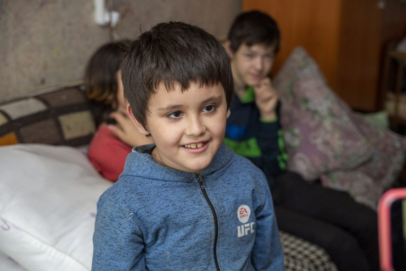 Большая семья снова вместе